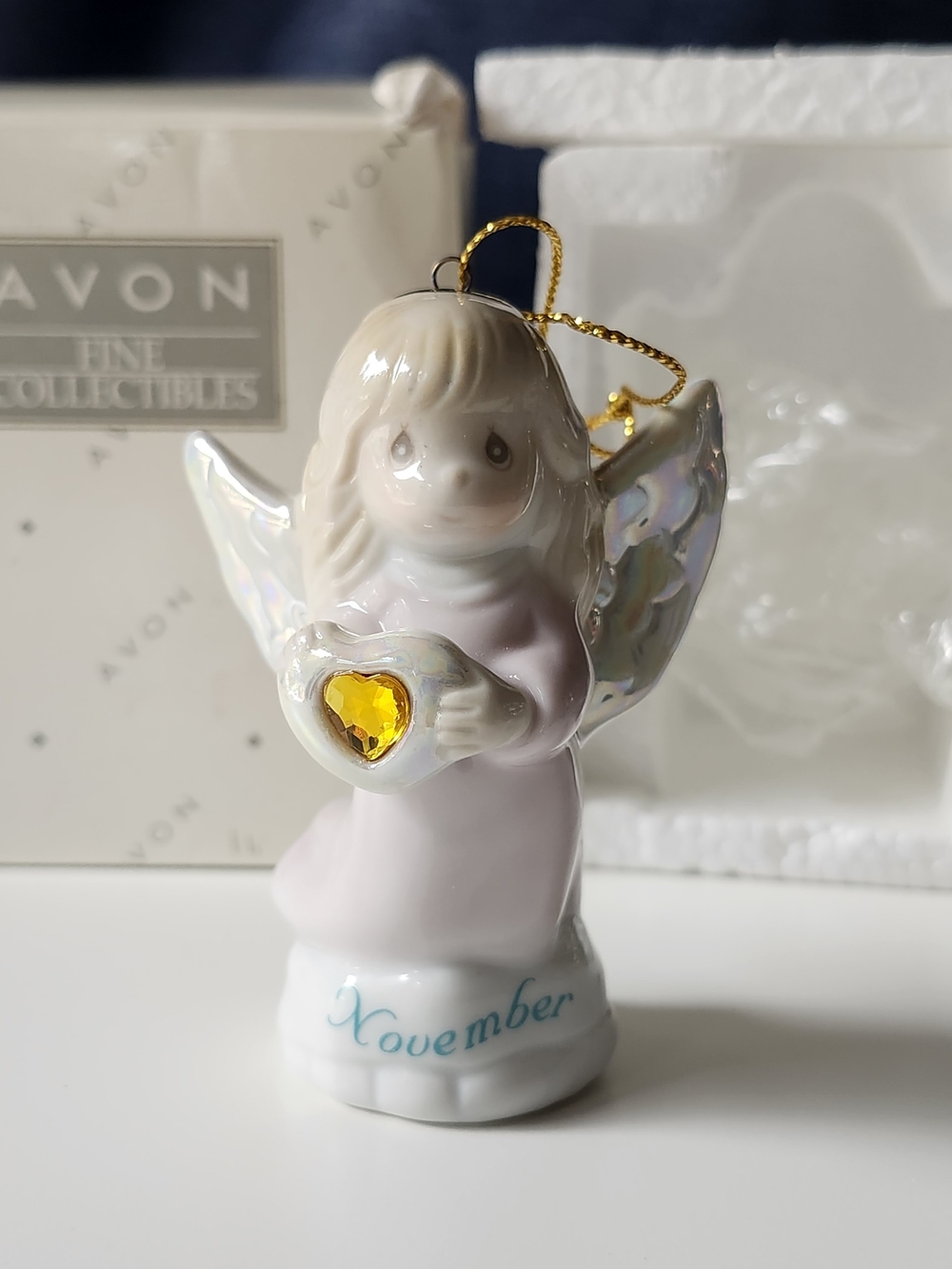 VTG Precious Moments NOVEMBER Birthstone BIRTHDAY Angel Ornament Avon 1997 NIB